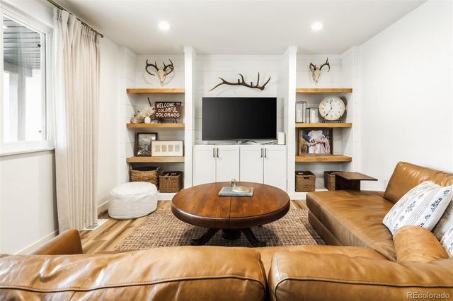 11740 W 72nd Place, Arvada, CO 80005