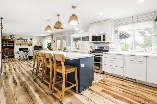 11740 W 72nd Place, Arvada, CO 80005