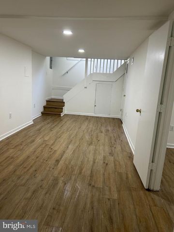 9705 51ST PL, College Park, MD 20740