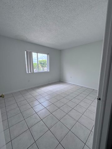 551 NW 82ND Avenue 526, Miami, FL 33126