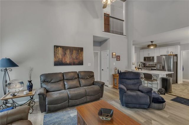 160 Perry Creek Drive, Fayetteville, GA 30215
