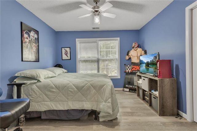 160 Perry Creek Drive, Fayetteville, GA 30215