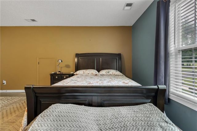 160 Perry Creek Drive, Fayetteville, GA 30215