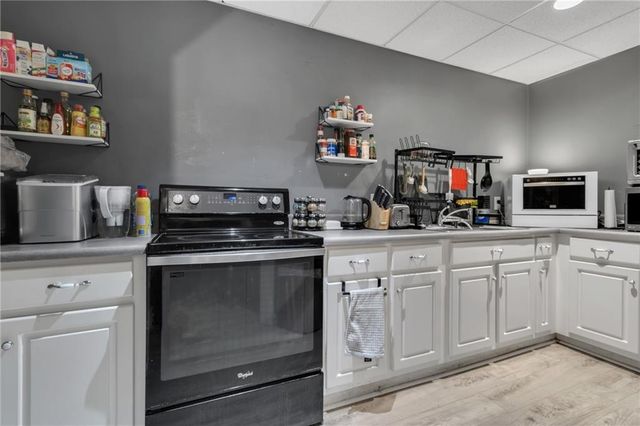160 Perry Creek Drive, Fayetteville, GA 30215
