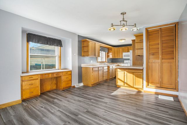 314 S Clark Street, Centreville Vllg, MI 49032