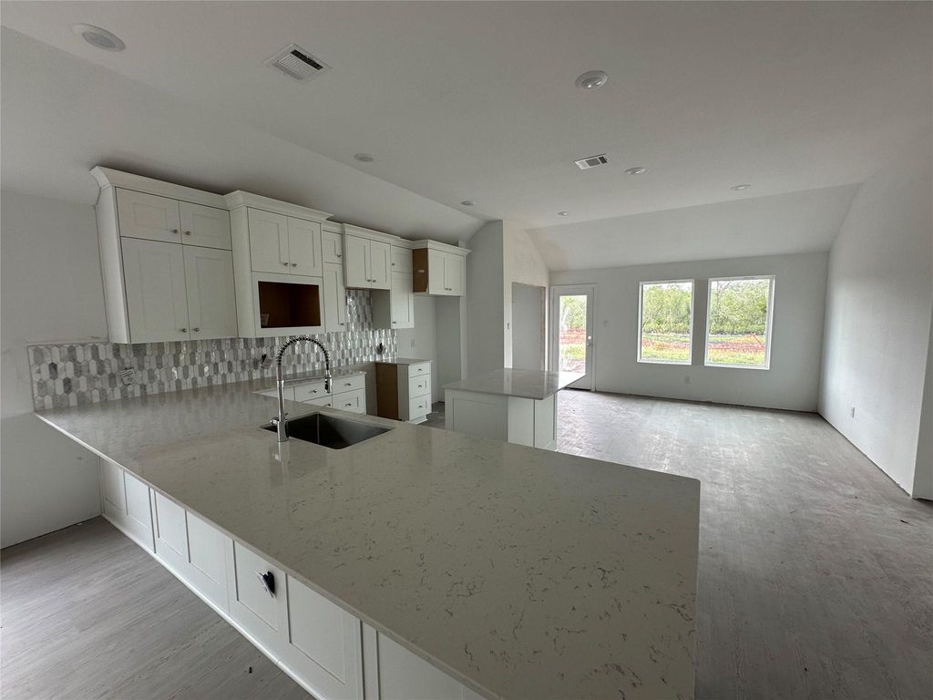 6402 Breakaway Grove Drive, Katy, TX 77493