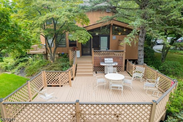 833 Berkshire Valley Rd, Jefferson Twp., NJ 07885