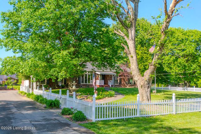 233 N Myers Rd, Brooks, KY 40109
