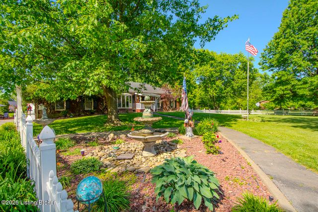 233 N Myers Rd, Brooks, KY 40109
