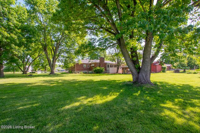 233 N Myers Rd, Brooks, KY 40109