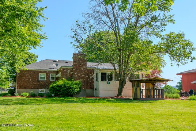 233 N Myers Rd, Brooks, KY 40109