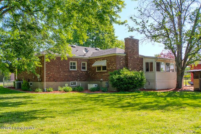 233 N Myers Rd, Brooks, KY 40109