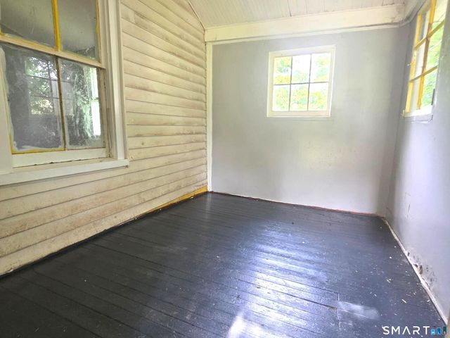 17 Hawthorne Terrace, Torrington, CT 06790