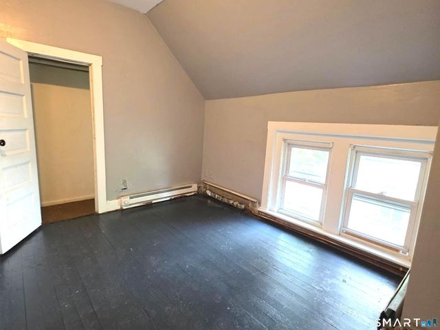 17 Hawthorne Terrace, Torrington, CT 06790