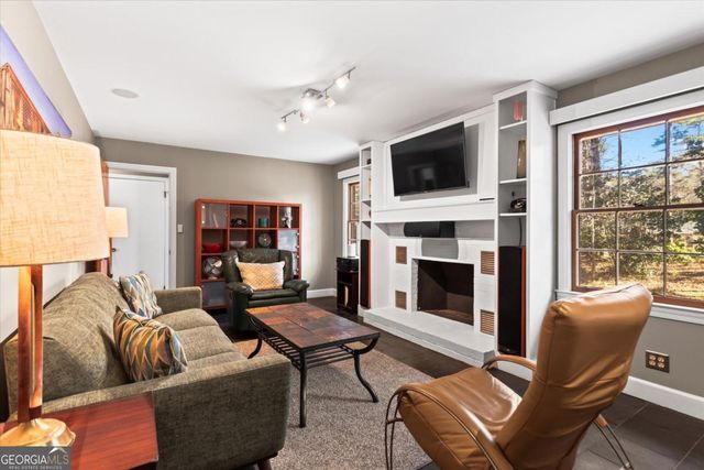 215 Gilbert Road, Fayetteville, GA 30214