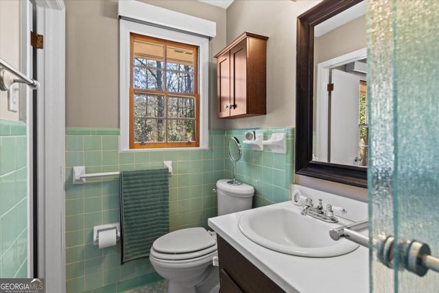 215 Gilbert Road, Fayetteville, GA 30214