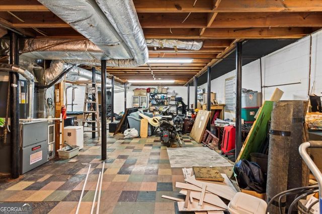 215 Gilbert Road, Fayetteville, GA 30214