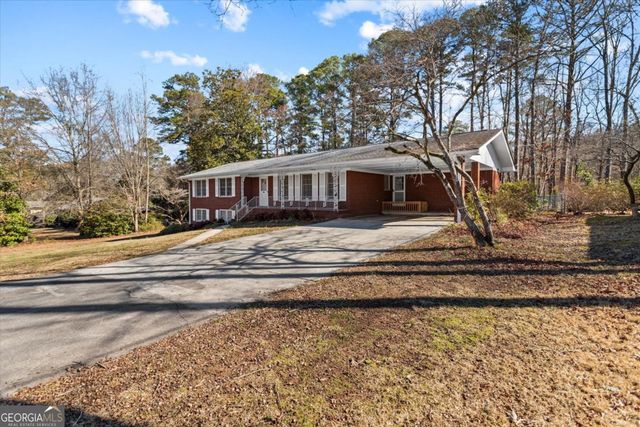 215 Gilbert Road, Fayetteville, GA 30214