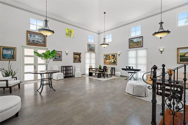 253 FLAMBOYÁN, Dorado, PR 00646