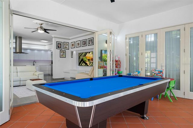 253 FLAMBOYÁN, Dorado, PR 00646