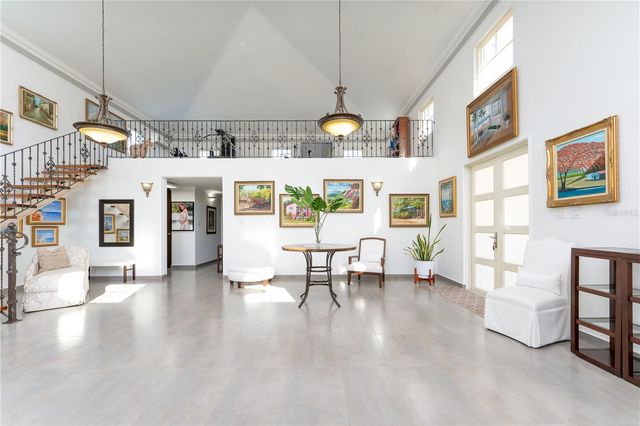 253 FLAMBOYÁN, Dorado, PR 00646