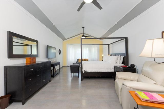 253 FLAMBOYÁN, Dorado, PR 00646