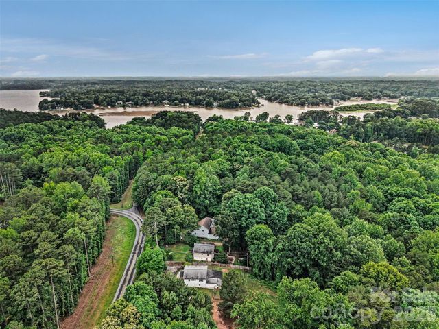 184 Canal Road, Belmont, NC 28012