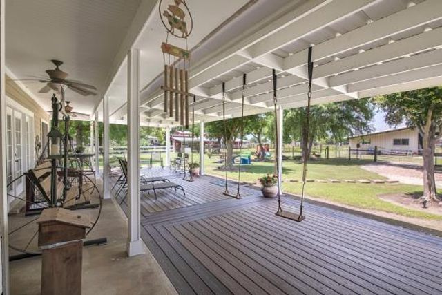 1110 Robinson Road, La Porte, TX 77571