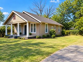 104 N Atlanta Street, Owasso, OK 74055