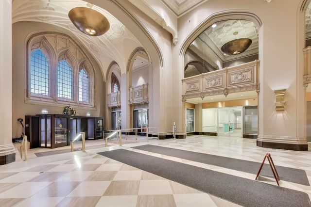 680 N Lake Shore Drive 221, Chicago, IL 60611