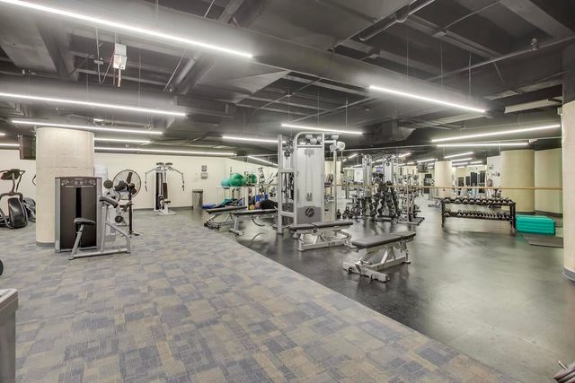 680 N Lake Shore Drive 221, Chicago, IL 60611