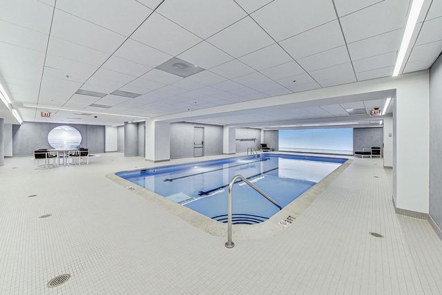 680 N Lake Shore Drive 221, Chicago, IL 60611