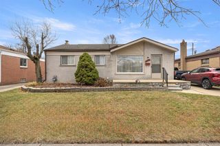 23353 Wohlfeil Street, Taylor, MI 48180