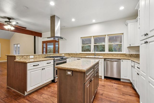 7650 Buzzards Gulch Rd, Somerset, CA 95684