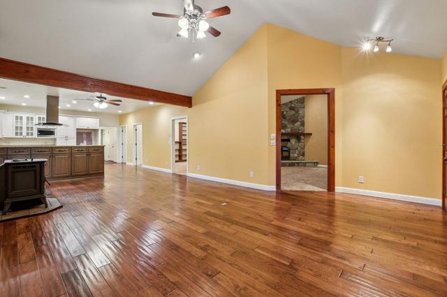 7650 Buzzards Gulch Rd, Somerset, CA 95684