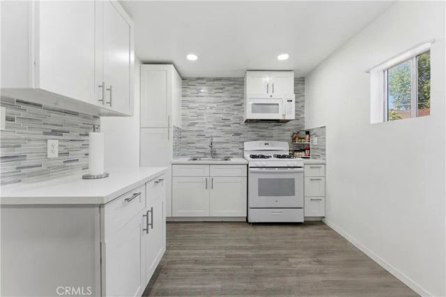 121 E 68th Way, Long Beach, CA 90805