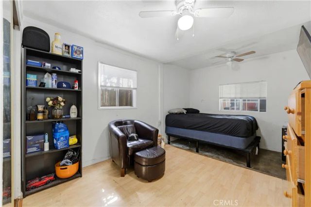 121 E 68th Way, Long Beach, CA 90805