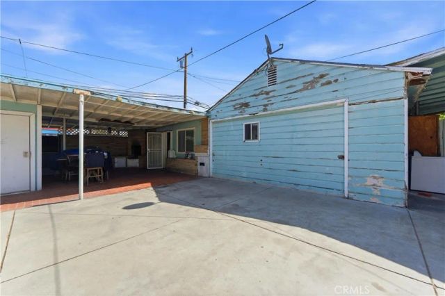 121 E 68th Way, Long Beach, CA 90805