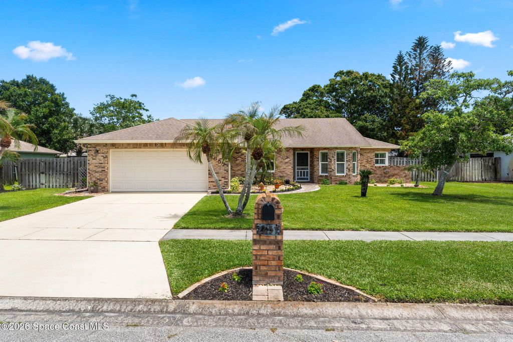 2657 Kingdom Avenue, Melbourne, FL 32934