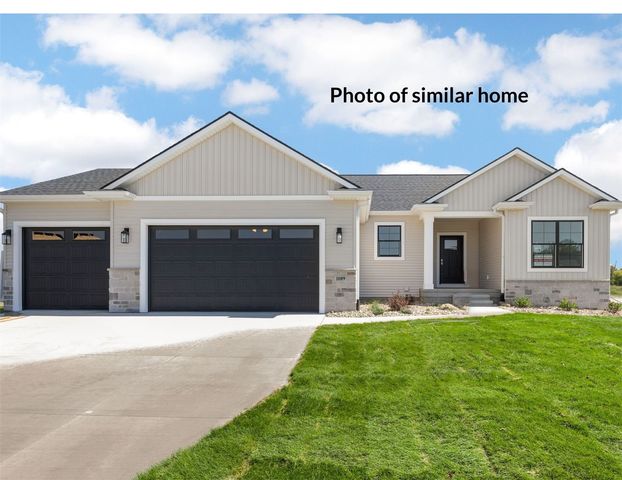 7515 Country Ridge Drive NW, Cedar Rapids, IA 52405