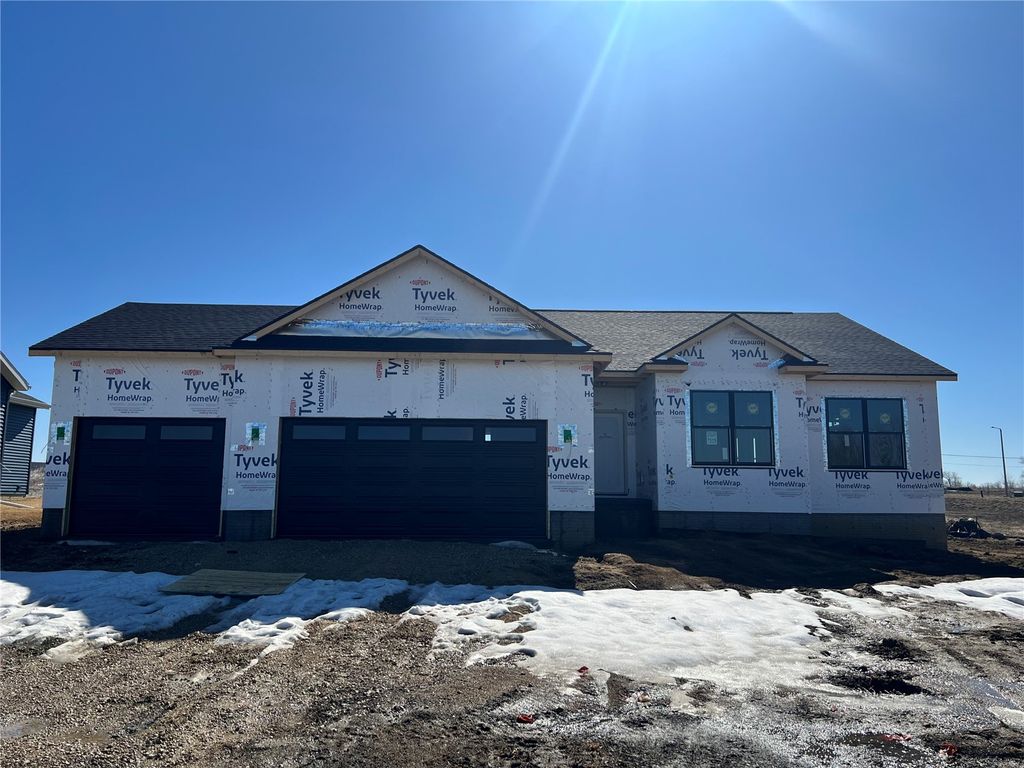 7515 Country Ridge Drive NW, Cedar Rapids, IA 52405