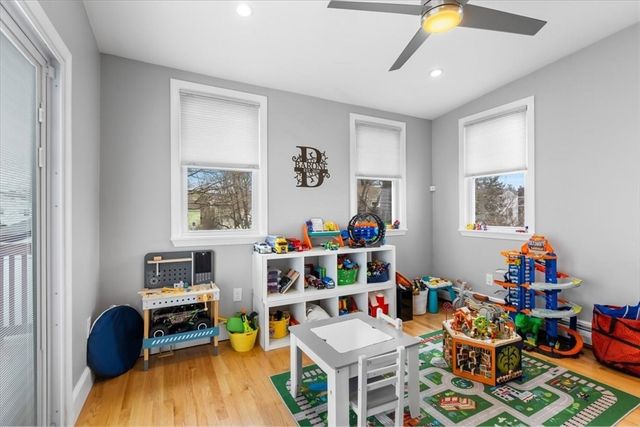 10 Earnshaw St, Boston, MA 02132