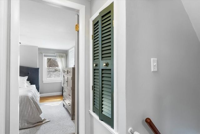 10 Earnshaw St, Boston, MA 02132