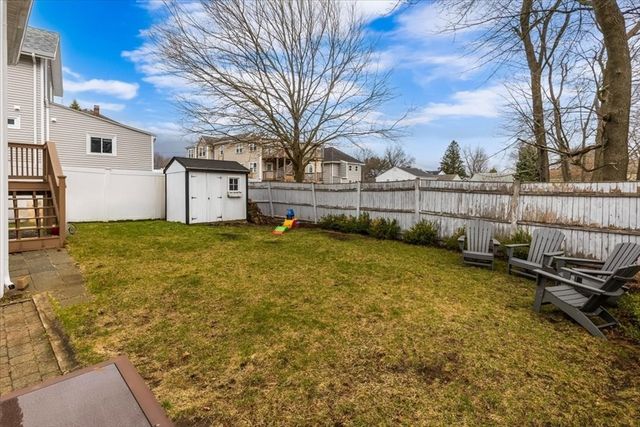 10 Earnshaw St, Boston, MA 02132