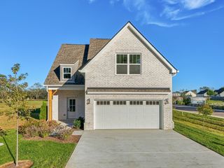 402 Maggie Ct, Chapel Hill, TN 37034