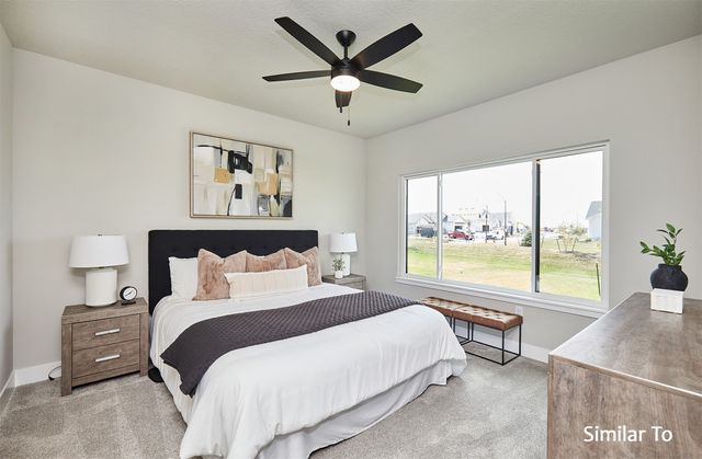 1211 NW Petersen Drive, Waukee, IA 50263