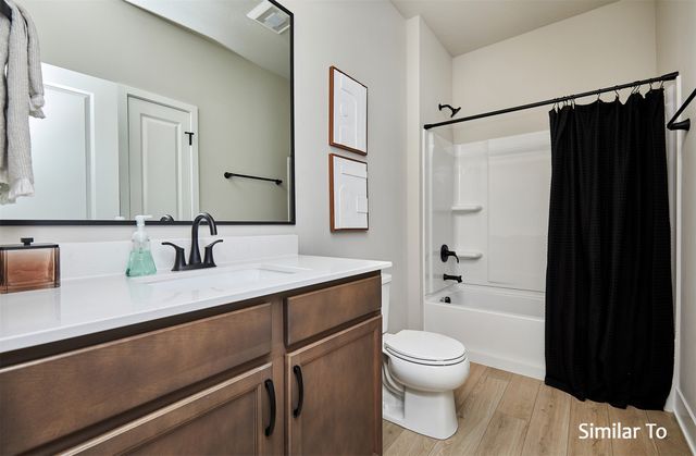 1211 NW Petersen Drive, Waukee, IA 50263