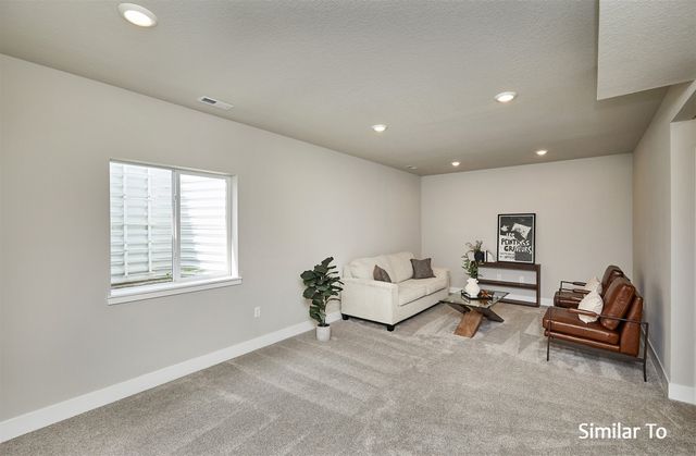 1211 NW Petersen Drive, Waukee, IA 50263
