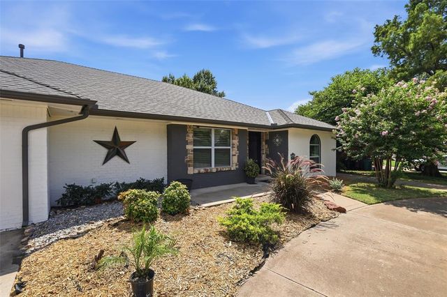 4400 Saint Patrick Drive, Oklahoma City, OK 73120