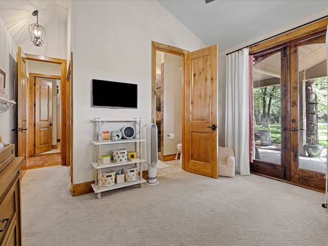 242 Bishop Drive, Weatherford, TX 76088